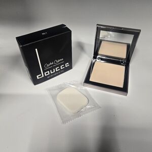 Doucce NL1 Cache Creme Powder Foundation- vegan, gluten free, light complexions